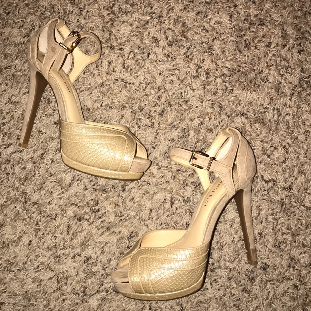 Sold elsewhere. Gianni Bini heels